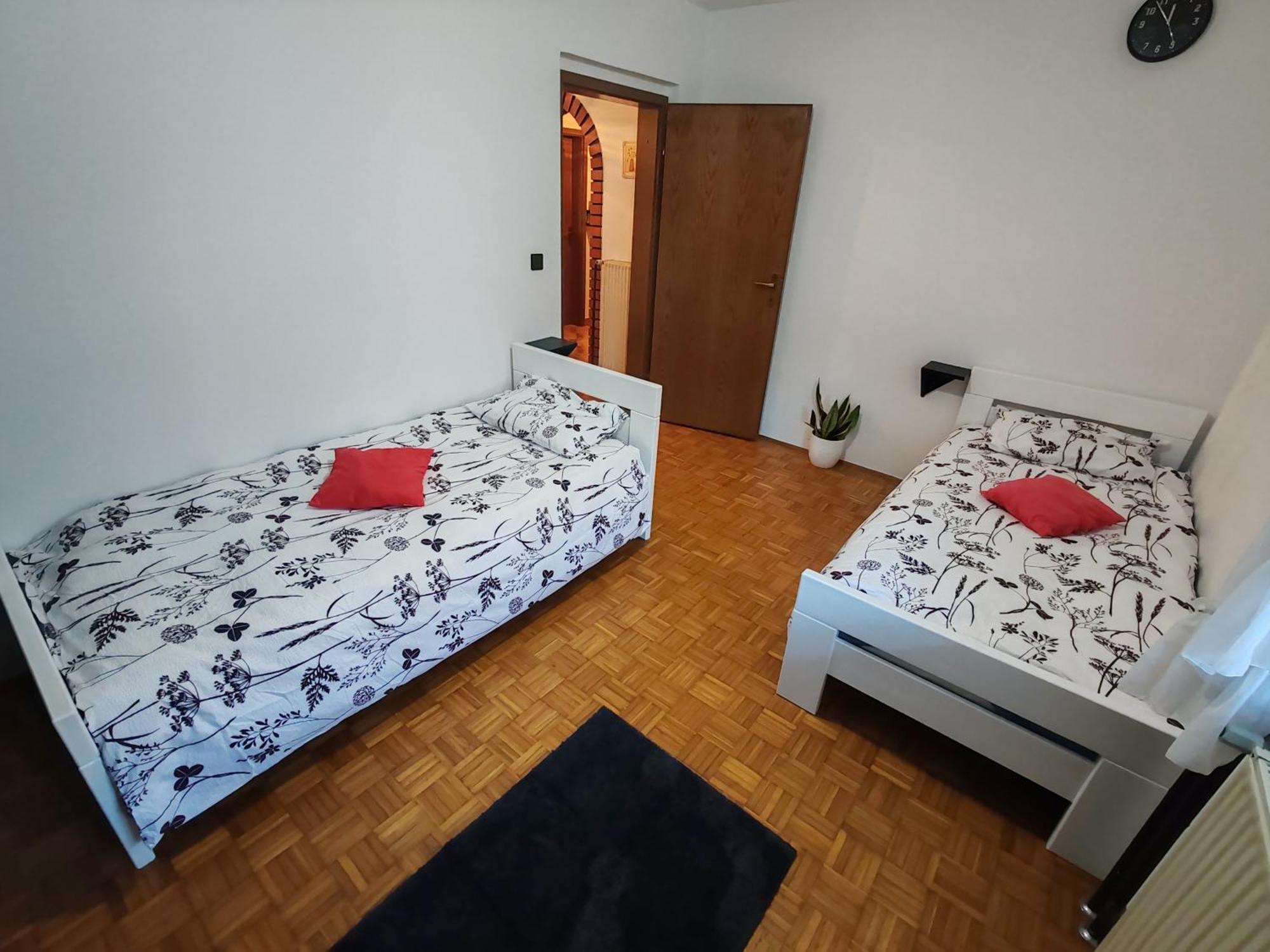 Apartment Preseren Šmarješke Toplice Zewnętrze zdjęcie